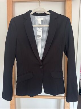 H&M Black Women's Tailored Single-Button Blazer Size 4